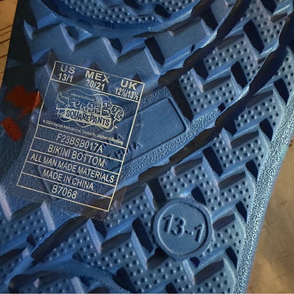 SpongeBob sandals 13-1 nwt blue - Picture 7 of 7